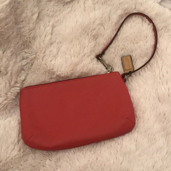 COACH WRISTLET🔥💖 - Picture 3 of 5